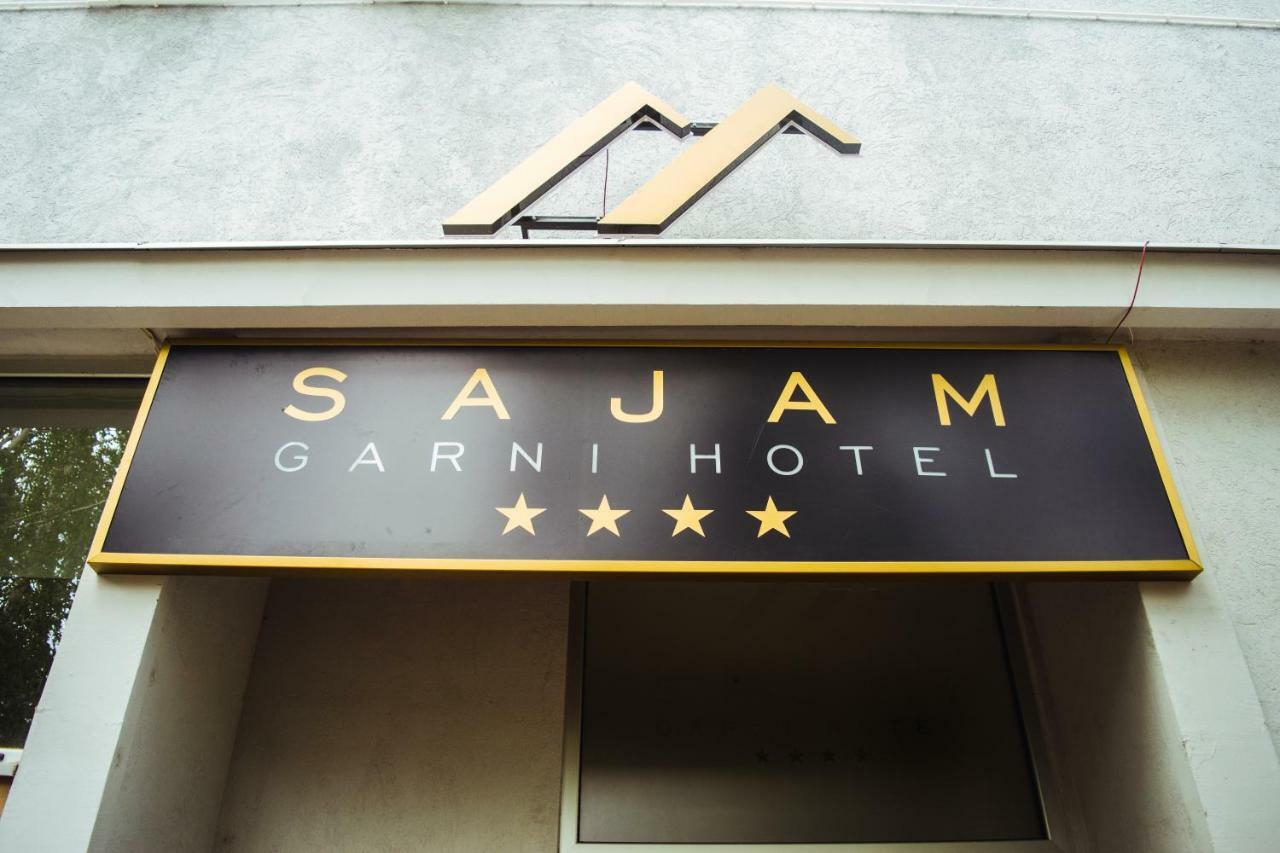 Sajam Garni Hotel Λέσκοβατς Εξωτερικό φωτογραφία