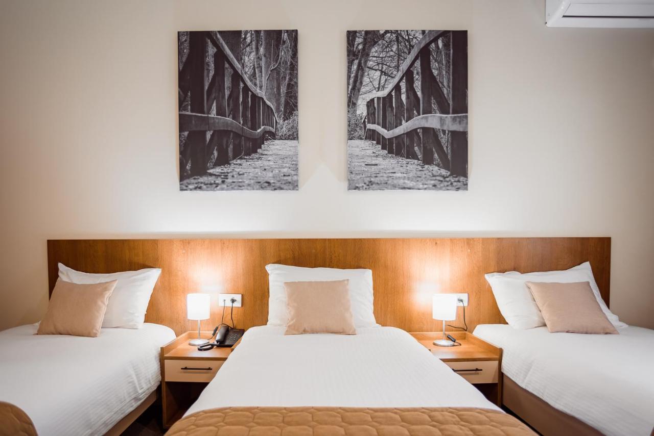 Sajam Garni Hotel Λέσκοβατς Εξωτερικό φωτογραφία