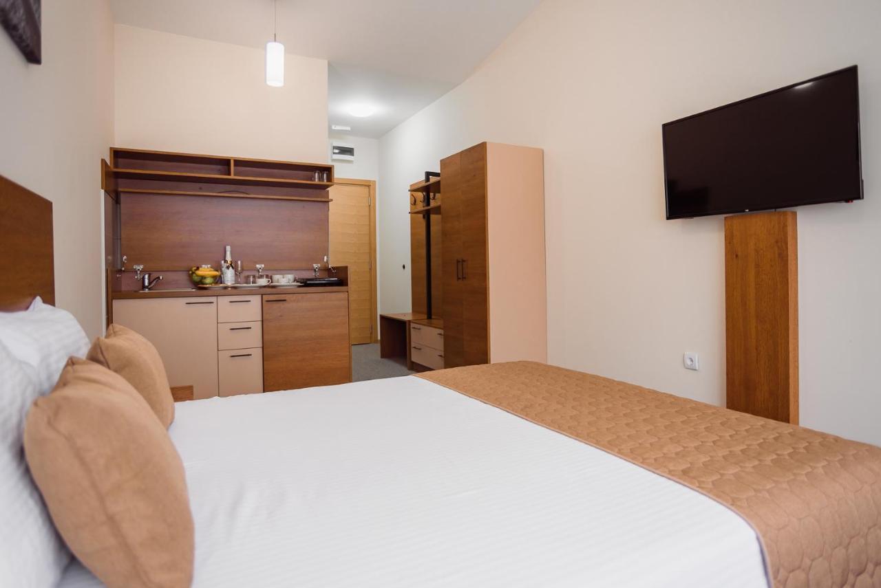 Sajam Garni Hotel Λέσκοβατς Εξωτερικό φωτογραφία